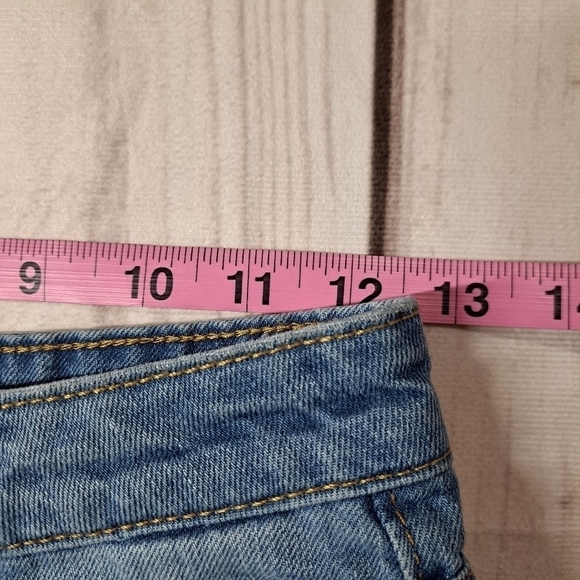 H&M Coachella Daydreamer Shorts Size 4 - Picture 3 of 9